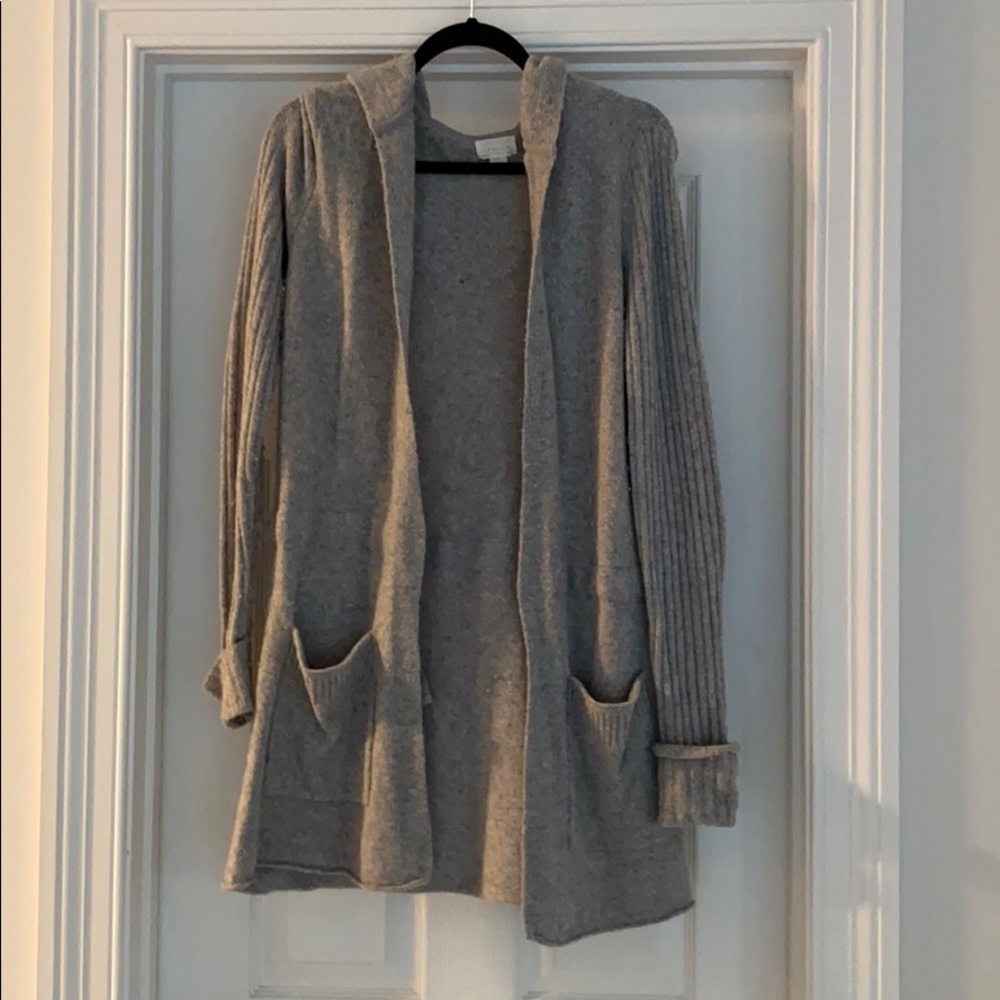 Grey cardigan